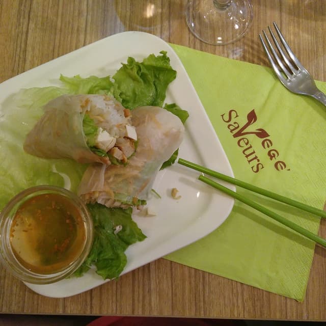菜肴“Rouleaux de printemps”的照片