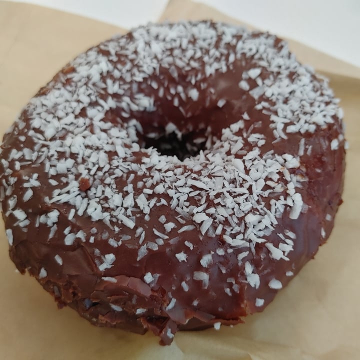 photo of bloomer's on Queen Chocolate Coconut Donut shared by @xvxq on  01 Jun 2021 - review