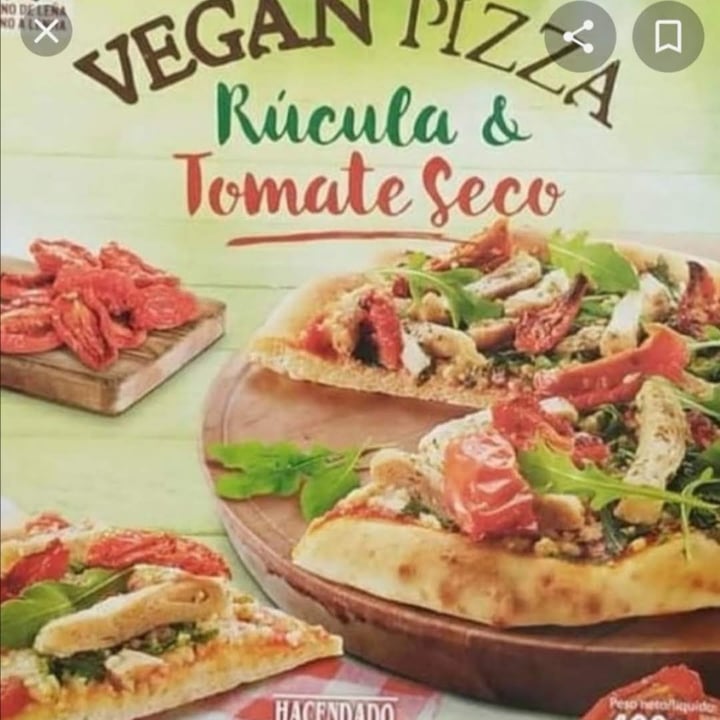 photo of Hacendado Vegan Pizza Rúcula & Tomate Seco shared by @maraudergirl on  12 Jun 2020 - review