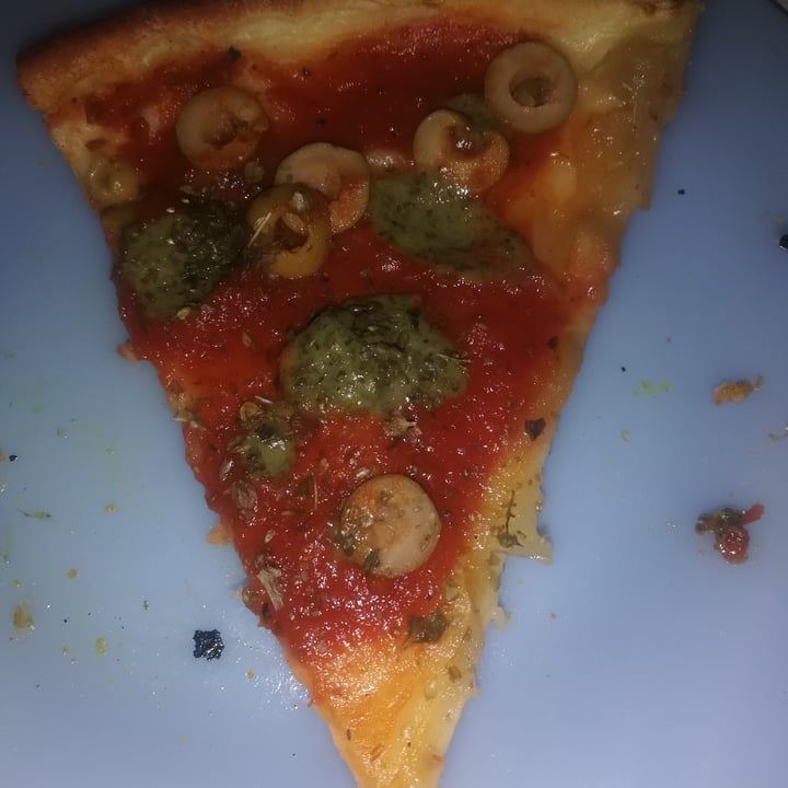 photo of Pizza Vegana Pizza Dellamama shared by @agostinamarconi on  15 Apr 2022 - review