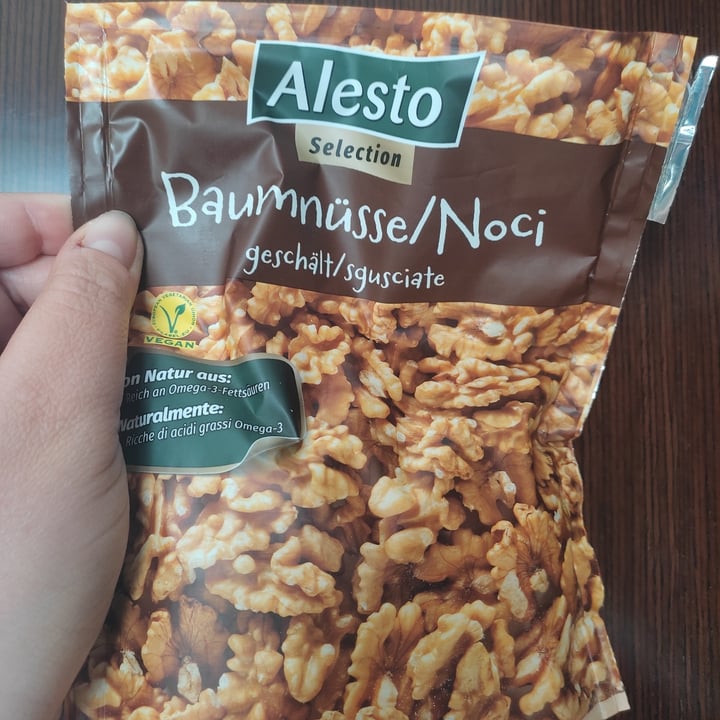 photo of Alesto Noci shared by @bestigrut on  03 Apr 2022 - review