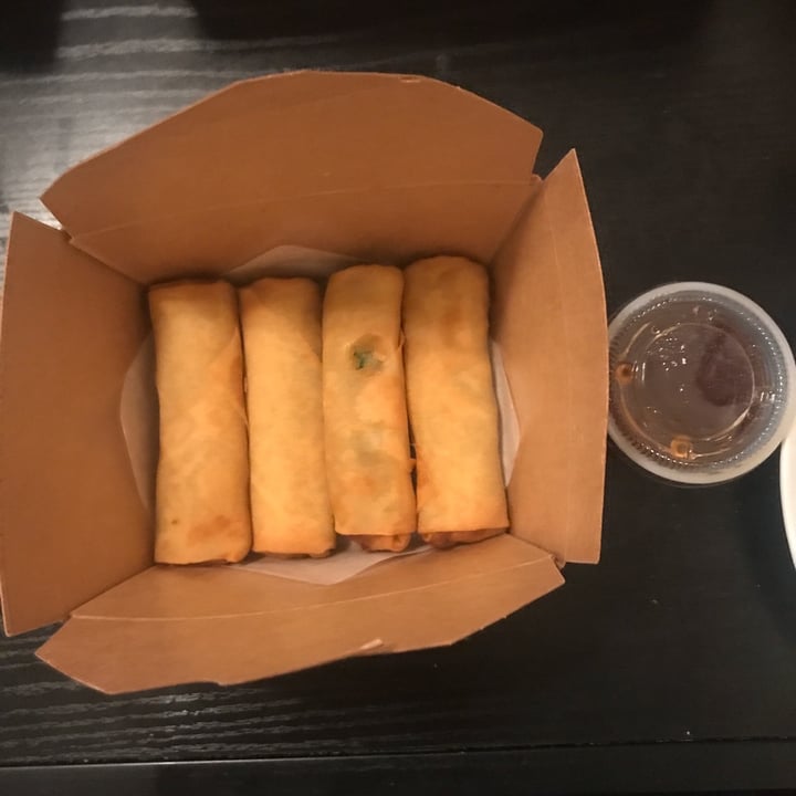 photo of My Vegan Gold Spring rolls shared by @dominionandchill on  16 Apr 2020 - review