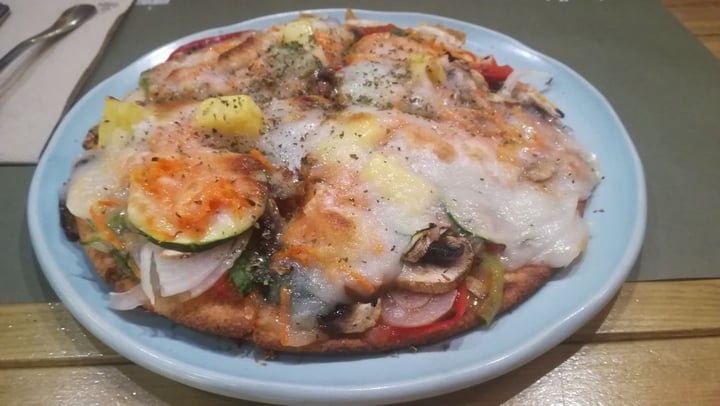 review photo of bodhigreen Vegetariano Pizza nuclear shared by @cayuela on 02 Sep 2019 - review