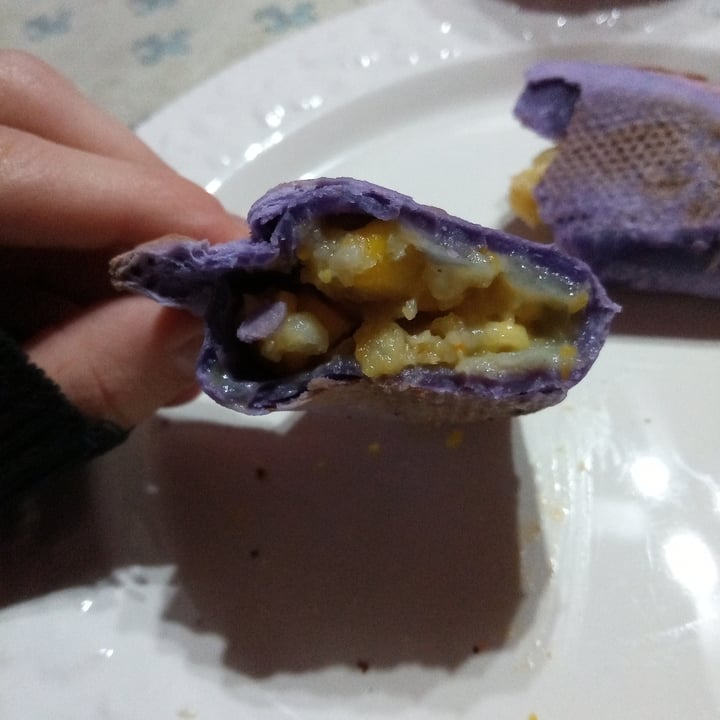 photo of Central pizzas y empanadas Empanada de humita shared by @aagustina2250 on  08 May 2021 - review