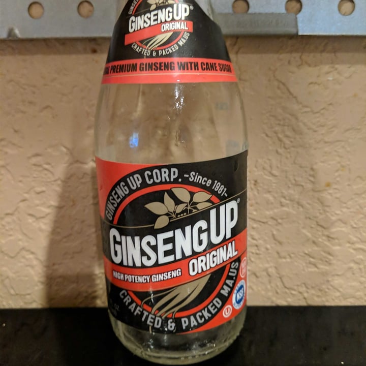 review photo of Ginseng Up Ginseng Up cola shared by @adultcrash13 on 27 May 2020 - review