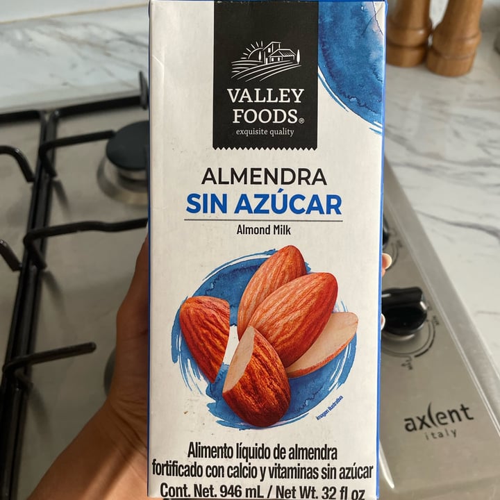 photo of Valley Foods Leche de Almendra shared by @michellemurci on  18 Sep 2022 - review