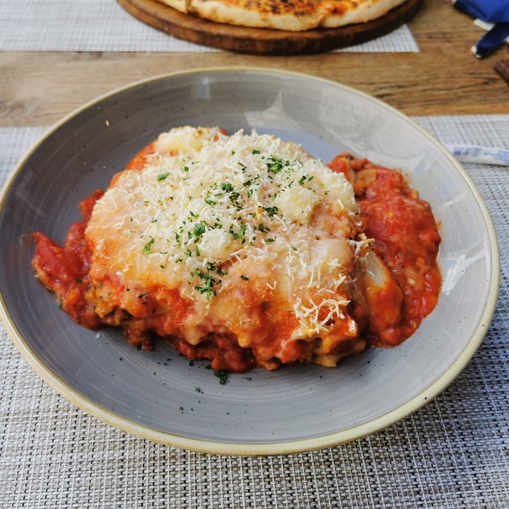 review photo of Casa Bella Mall of Africa Vegan Lasagne shared by @sonebrieljubi on 24 Jan 2022 - review