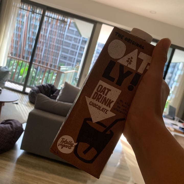 photo of Oatly Oat Drink Chocolate shared by @dinaishealthyaf on  26 Mar 2020 - review