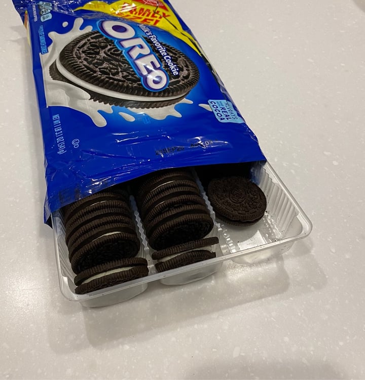 photo of  Mondelēz International Oreo Original shared by @breadowich on  26 Apr 2020 - review