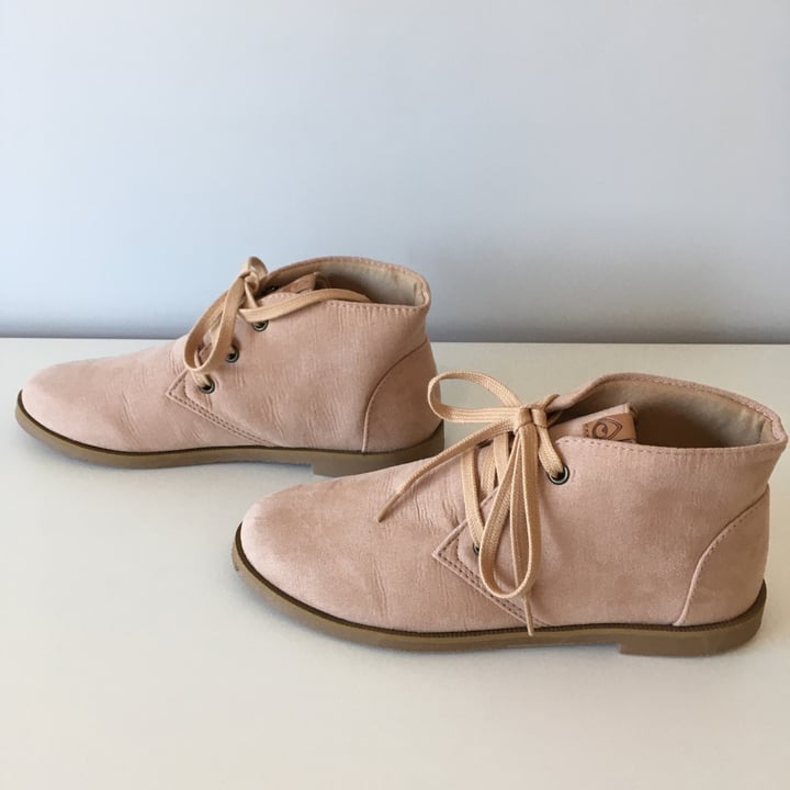 photo of Perky Shoes Sapato nude shared by @simonebra on  08 May 2022 - review