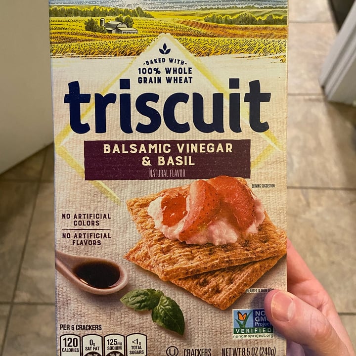 photo of Triscuit Triscuit Balsamic & Basil shared by @brittanymiller on  14 Jun 2022 - review