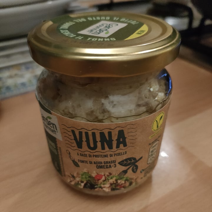 photo of Garden Gourmet Vuna shared by @loredima94 on  11 Mar 2022 - review