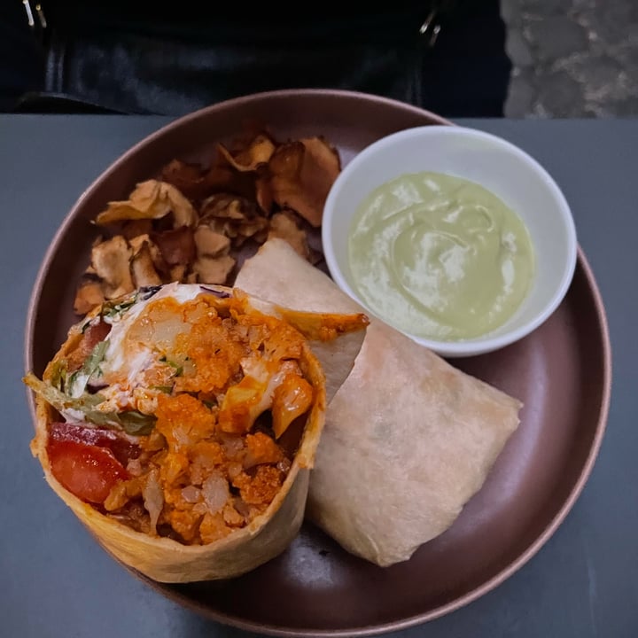 photo of Botanica Lab Cucina Burrito Con Avocado E Cavolfiore + Guacamole shared by @greteli on  27 May 2022 - review