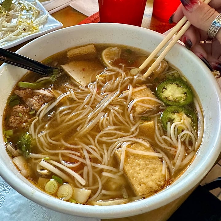 photo of Papasan's Vietnamese Cafe Vegan Pho shared by @autvvmn on  26 Oct 2022 - review