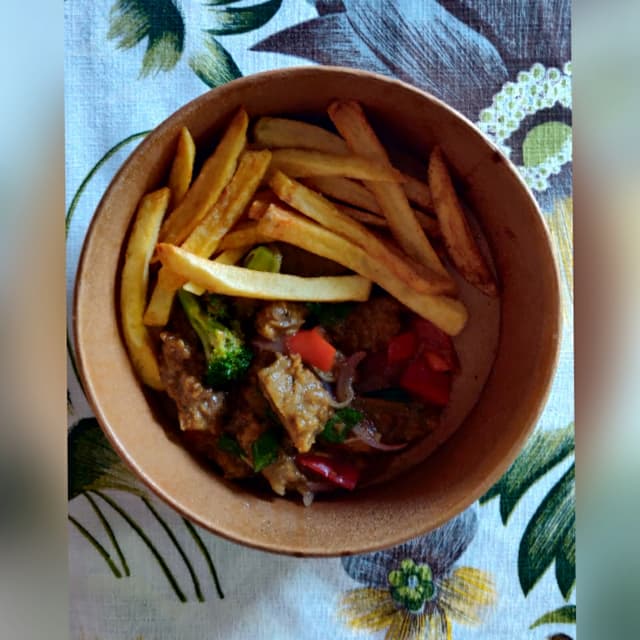 Foto del piatto “Seità amb salsa de pebre negre”