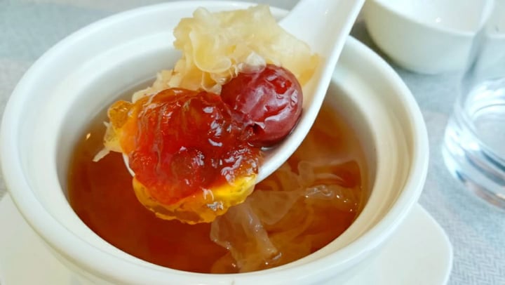 photo of Elemen @ PLQ Mall Double Boiled Lemongrass With Peach Gum shared by @choyyuen on  26 Oct 2019 - review