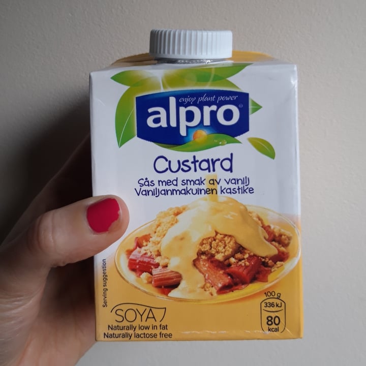 photo of Alpro Custard Vanilla Flavoured Sauce (Soya) shared by @fuchsiahavok on  28 Apr 2020 - review