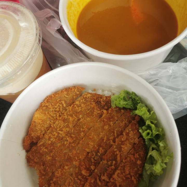 review photo of Lucky Cat Japanese Curry Katsu Don shared by @nauxelya on 15 Jun 2021 - review