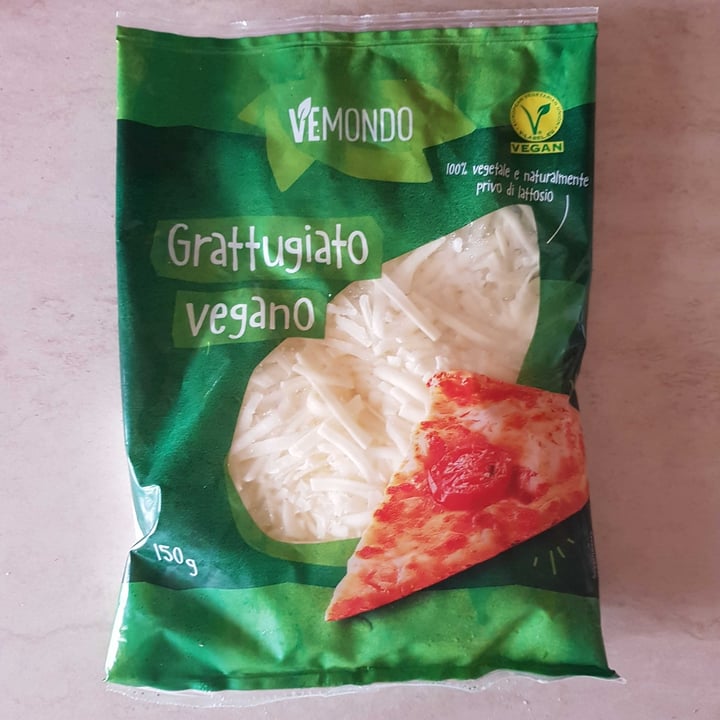 photo of Vemondo Grattugiato Vegano shared by @tinabefa on  19 May 2022 - review