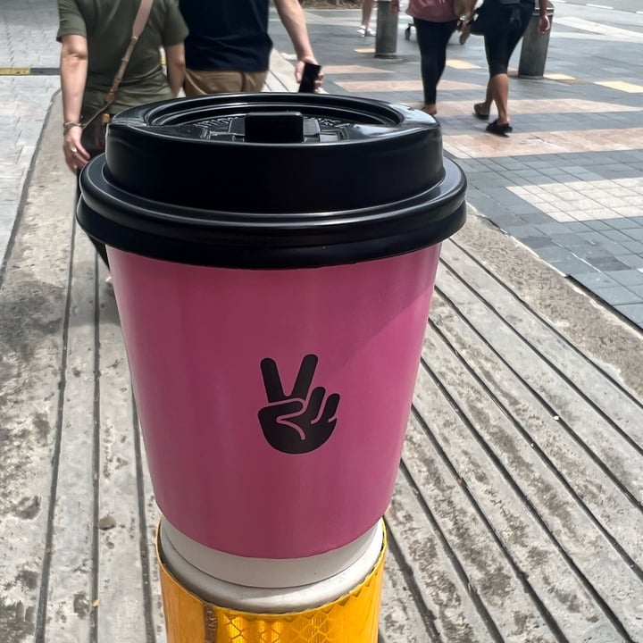 review photo of Mr. Holmes Bakehouse Singapore Oat Latte shared by @veggieburger on 29 Oct 2022 - review