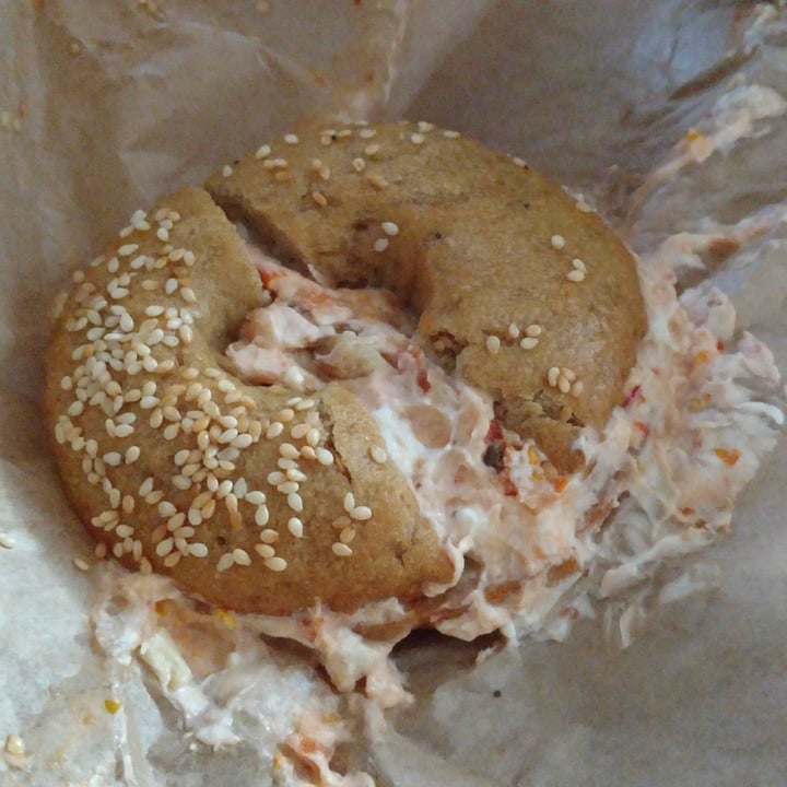 photo of Hark! Cafe Bagel and Cream Cheese shared by @iszy on  15 Oct 2021 - review
