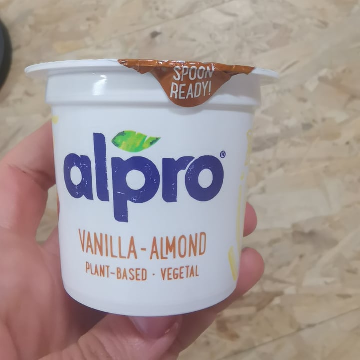 photo of Alpro Vanilla Almond Dessert shared by @lunetta on  10 Mar 2022 - review