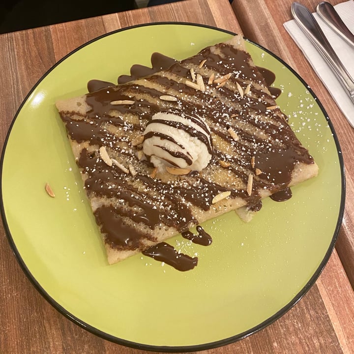review photo of Rue De Creperie Banana split shared by @sahvolkov on 02 Jun 2020 - review