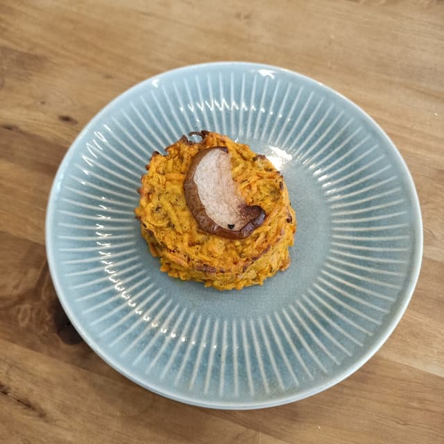 Foto do prato “Pear & Thyme Kumara Pattie”