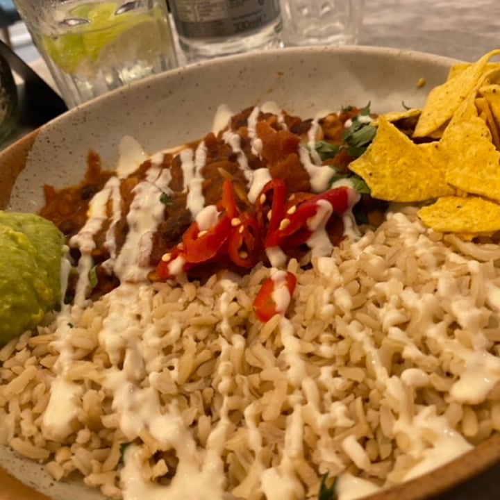 review photo of Vertigo - Plant Based Eatery - Cross Street Jackfruit & Blackbean Chilli shared by @aliceboneham on 29 Sep 2020 - review