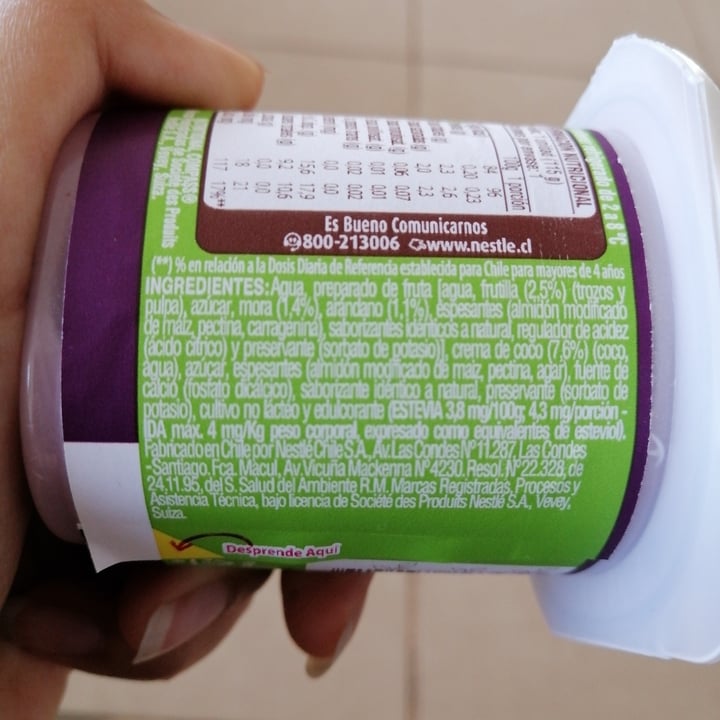 review photo of Nestlé Alimento en base a Coco con Berries shared by @veglovers on 17 Nov 2021 - review