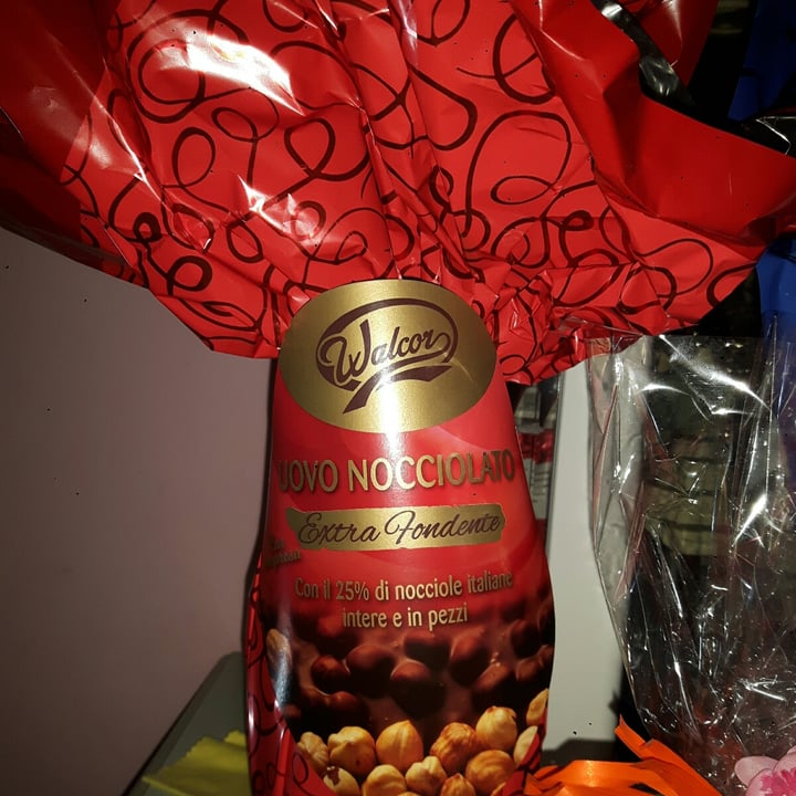 review photo of Walcor Uovo di pasqua nocciolato extrafondente shared by @blacksnow on 19 Apr 2022 - review