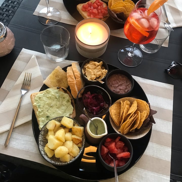 review photo of Jolie Bistrot - vegetarian, gluten free, cucina naturale. Apericena vegan shared by @blinkina182 on 25 Jun 2022 - review