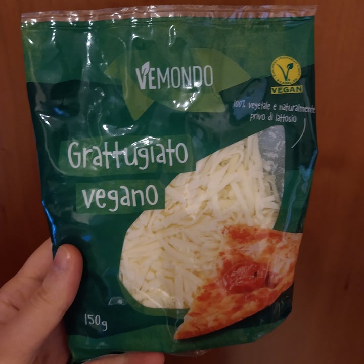 photo of Vemondo Grattugiato Vegano shared by @gdtfrn on  14 Jan 2022 - review
