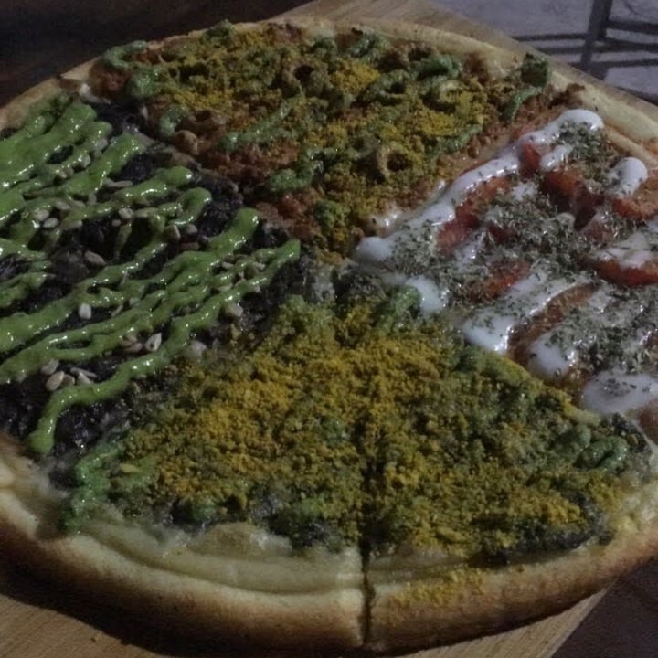 photo of Pizza Vegana Pizza Vegana shared by @givargas on  24 May 2020 - review