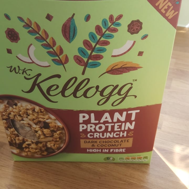 photo of Kellogg Plant Protein Crunch Dark Chocolate and Coconut shared by @charlielouise87 on  23 Sep 2020 - review