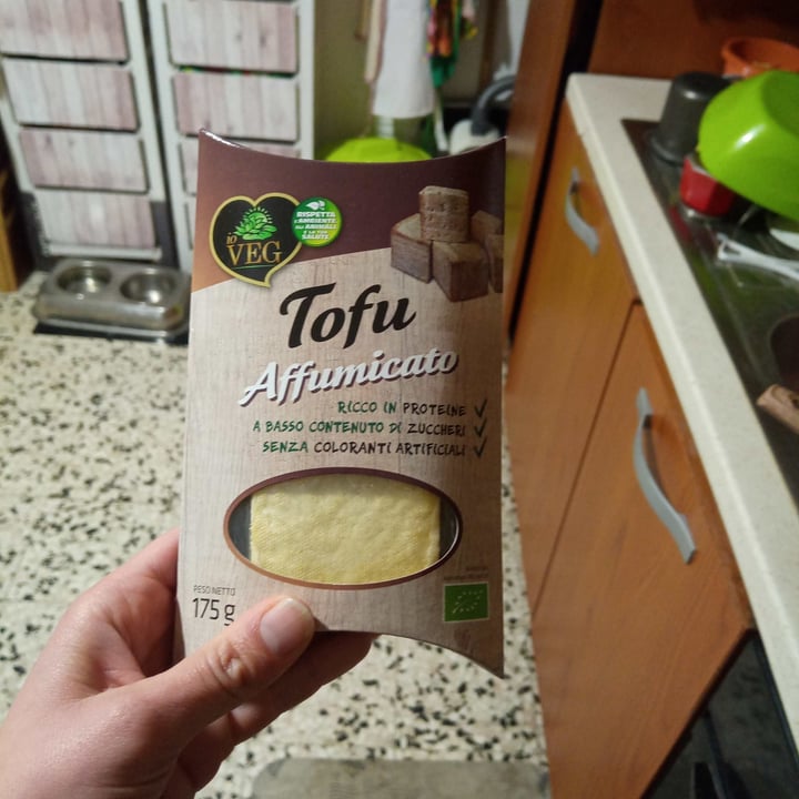 photo of ioVEG Tofu Affumicato shared by @cinghiettaveg on  26 Dec 2021 - review