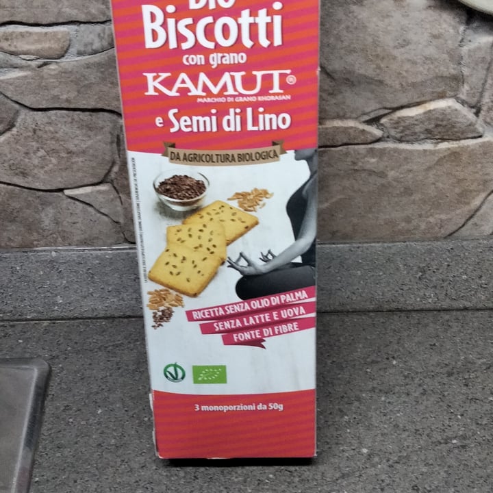 photo of Fiorentini Bio biscotti Semi Di Lino E Kamut shared by @vitorlucasvegan on  08 Sep 2022 - review