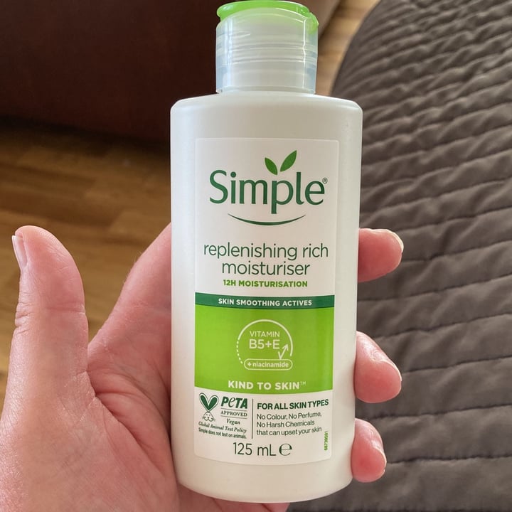 photo of Simple Replenishing Rich Moisturizer shared by @terryberrybee on  10 May 2022 - review