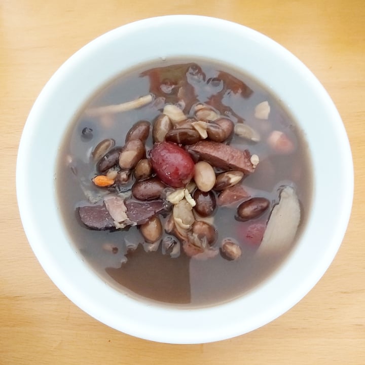 photo of Jeun VirtueFarm 浚德田 Ling Zi, Black Mushroom, Black Fungus, Dried Longan & Black Bean Soup shared by @herbimetal on  26 Oct 2021 - review