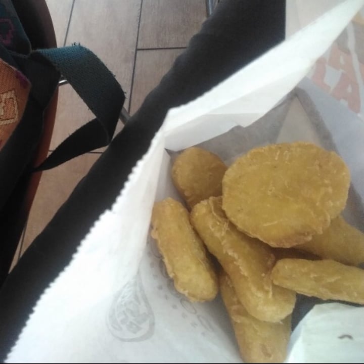photo of Burger King nuggets plant based shared by @triglifafalelotosus on  13 Dec 2021 - review
