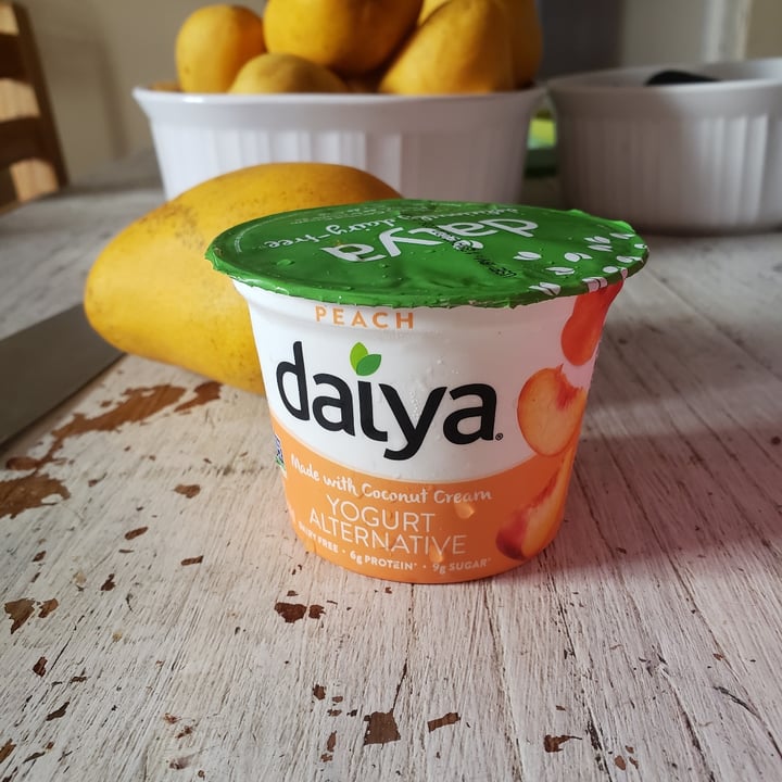 photo of Daiya Peach yogurt alternative shared by @blankapola on  17 Aug 2020 - review