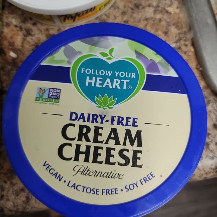 photo of Follow your Heart Dairy Free Cream Cheese shared by @glitteredweb on  24 Oct 2020 - review