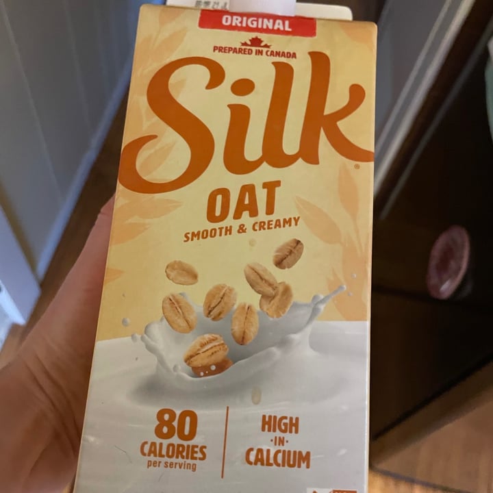 photo of Silk Oat smooth & creamy unsweetened shared by @caresseselk on  26 Jun 2021 - review