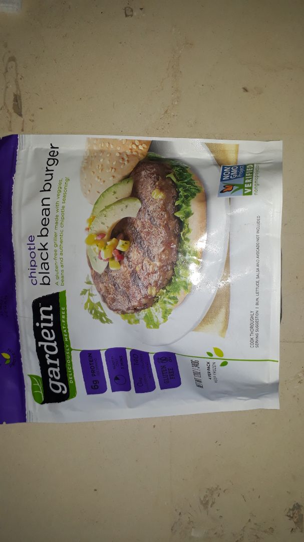 photo of Gardein Chipotle Black Bean Burger shared by @danyhorn on  23 Dec 2019 - review