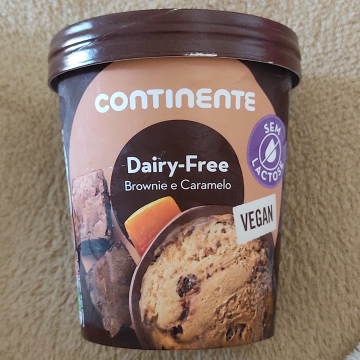 photo of Continente Dairy free Brownie E Caramelo shared by @brunilds on  22 Jan 2022 - review