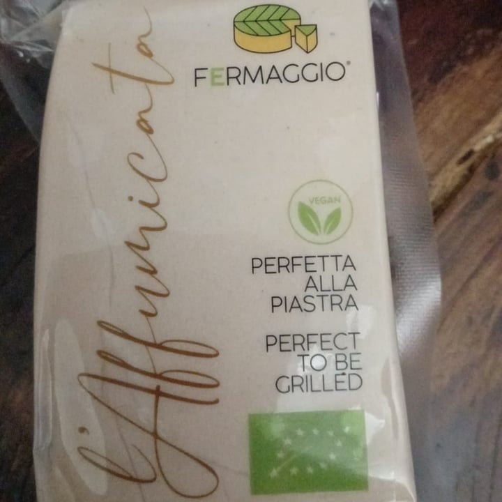 photo of Fermaggio Affumicata shared by @lizzieveg on  12 Oct 2021 - review