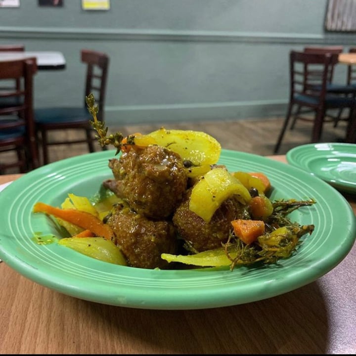 review photo of Reggae Shack Cafe Caribbean Vegan Wings shared by @thenightann on 27 Apr 2020 - review