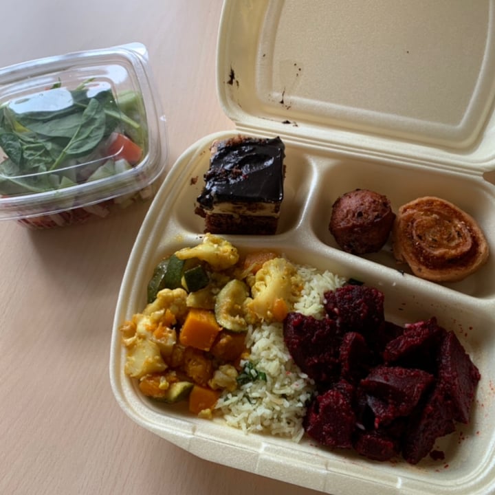 photo of Restavracija Mandala Lunch option (delivery) shared by @slovenianveganfinds on  04 Nov 2021 - review