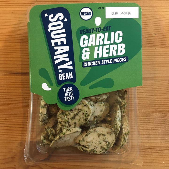 photo of Squeaky Bean Garlic and Herb Chicken Style Pieces shared by @salsedine on  17 Apr 2021 - review