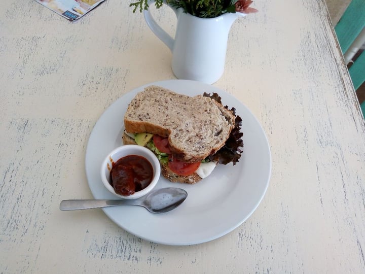 review photo of Restaurant tierra mestiza Sandwich Vegano shared by @giovannijaguar on 14 Mar 2020 - review